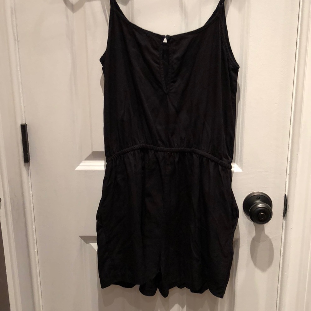 Black romper - Picture 2 of 3